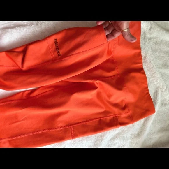 Marmot ladies Orange Leggings - Picture 5 of 9